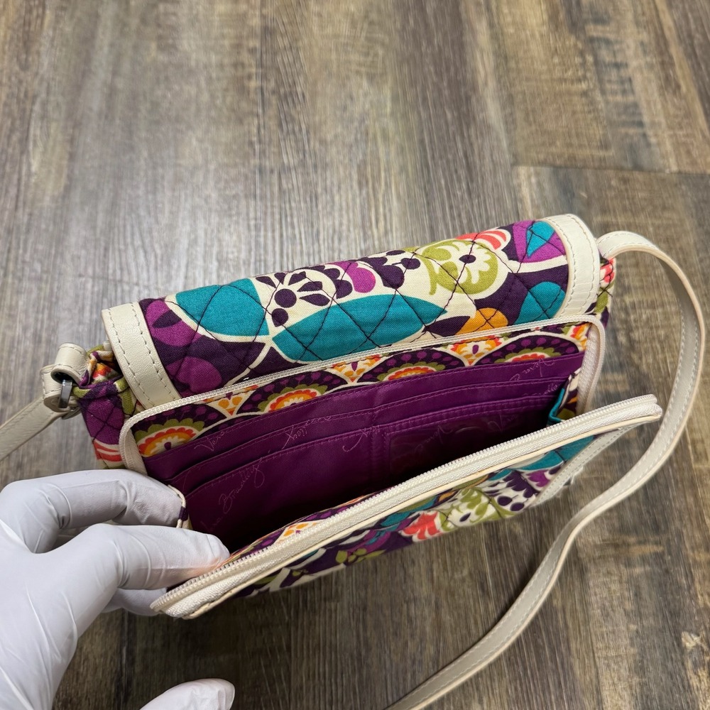 Vera Bradley Quilted Crossbody Bag Colorful Floral Print Cream Leather Trim‎ - Picture 12 of 15
